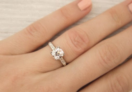How to Buy an Engagement Ring Preference