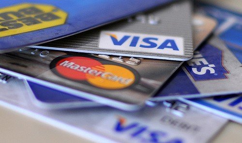 credit cards pile1