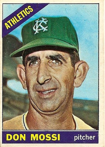 16 More Hilarious Old Baseball Cards don mossi