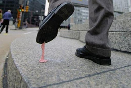 How To Clean Gum Off Shoes Ice Cubes