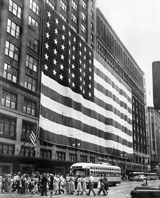 Detroit Flag Photos: Detroit Looking Far Less Detroity