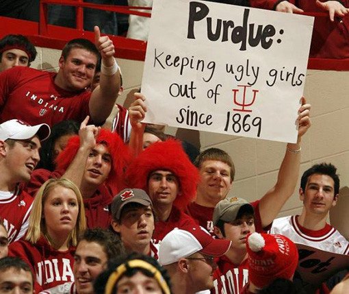 26 Awesome Signs From Sporting Events | ModernMan.com