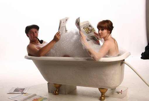 engagement photos bath