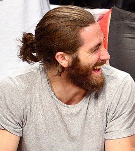 man bun hairstyle for men