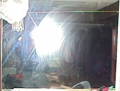 how to get streaks off of mirrors
