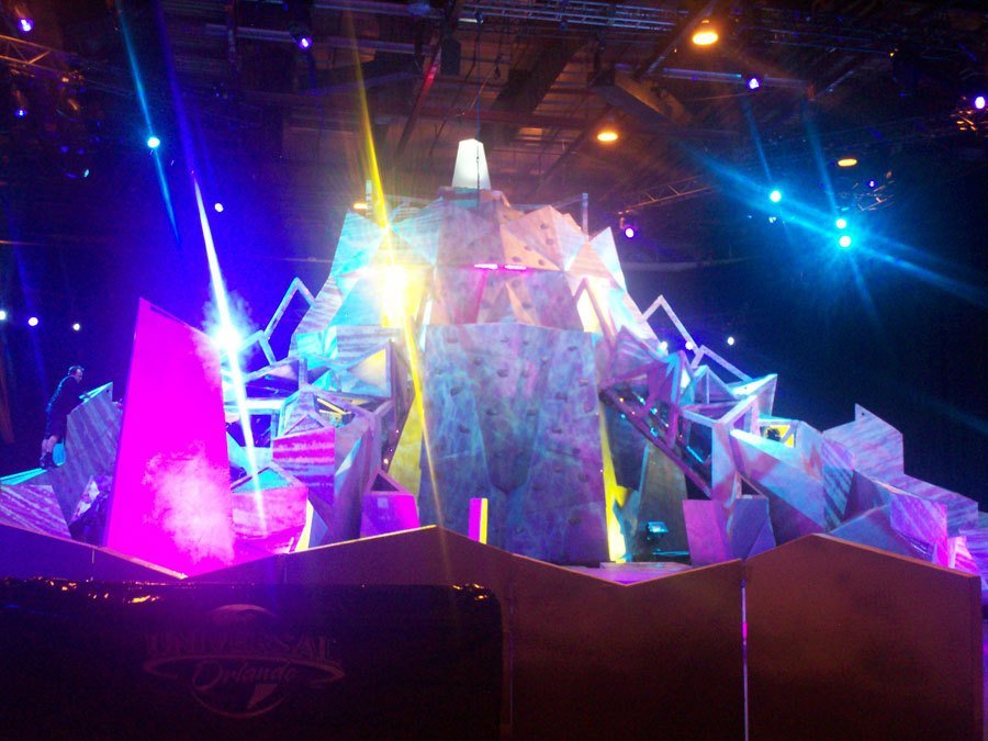 television-game-show-set-construction-aggro-crag