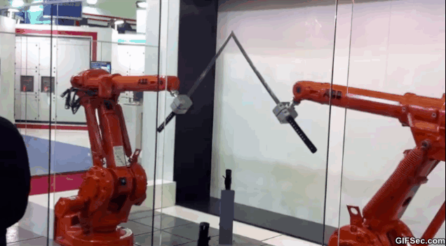 Robots-fighting-with-Katana-swords-GIF