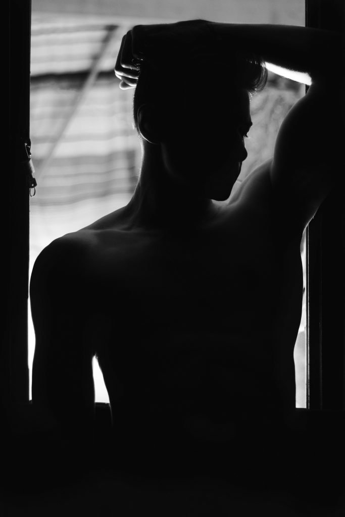 silhouette of man 3260949