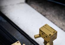 Locked Out of Your Office? 4 Tips to Deal with the Situation