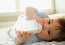 3 Reasons Why Cow Milk-Based Formulas Are Better For a 6-Month-Old Infant